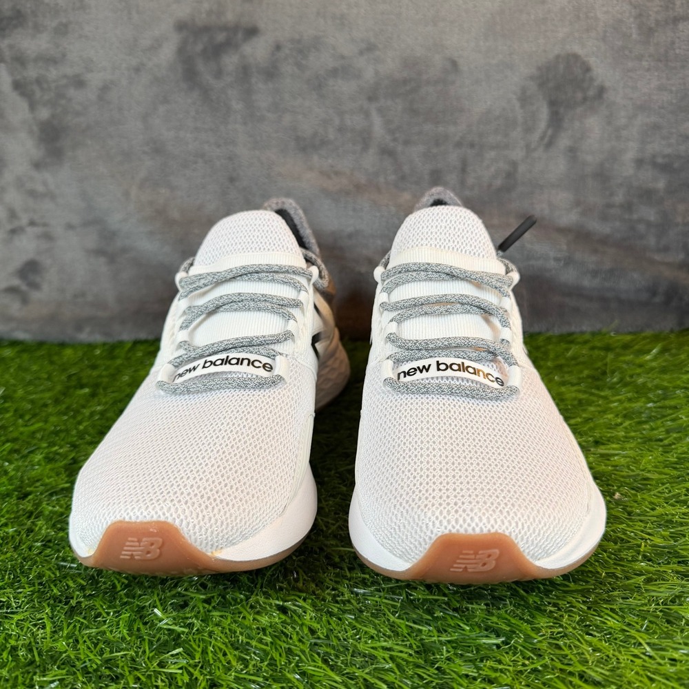 New Balance Fresh Foam Roav Tee Shirt Running Shoes White Grey Womens size 6 - Picture 3 of 13
